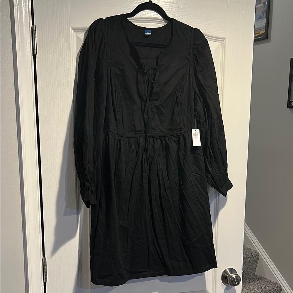Old Navy Black and White Ruched Sundress
